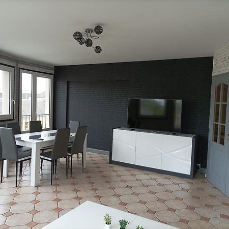 Joli Appartement Type 5 En Centre Ville Шатору Экстерьер фото