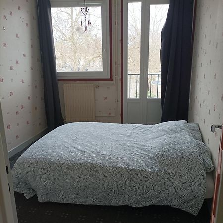 Joli Appartement Type 5 En Centre Ville Шатору Экстерьер фото
