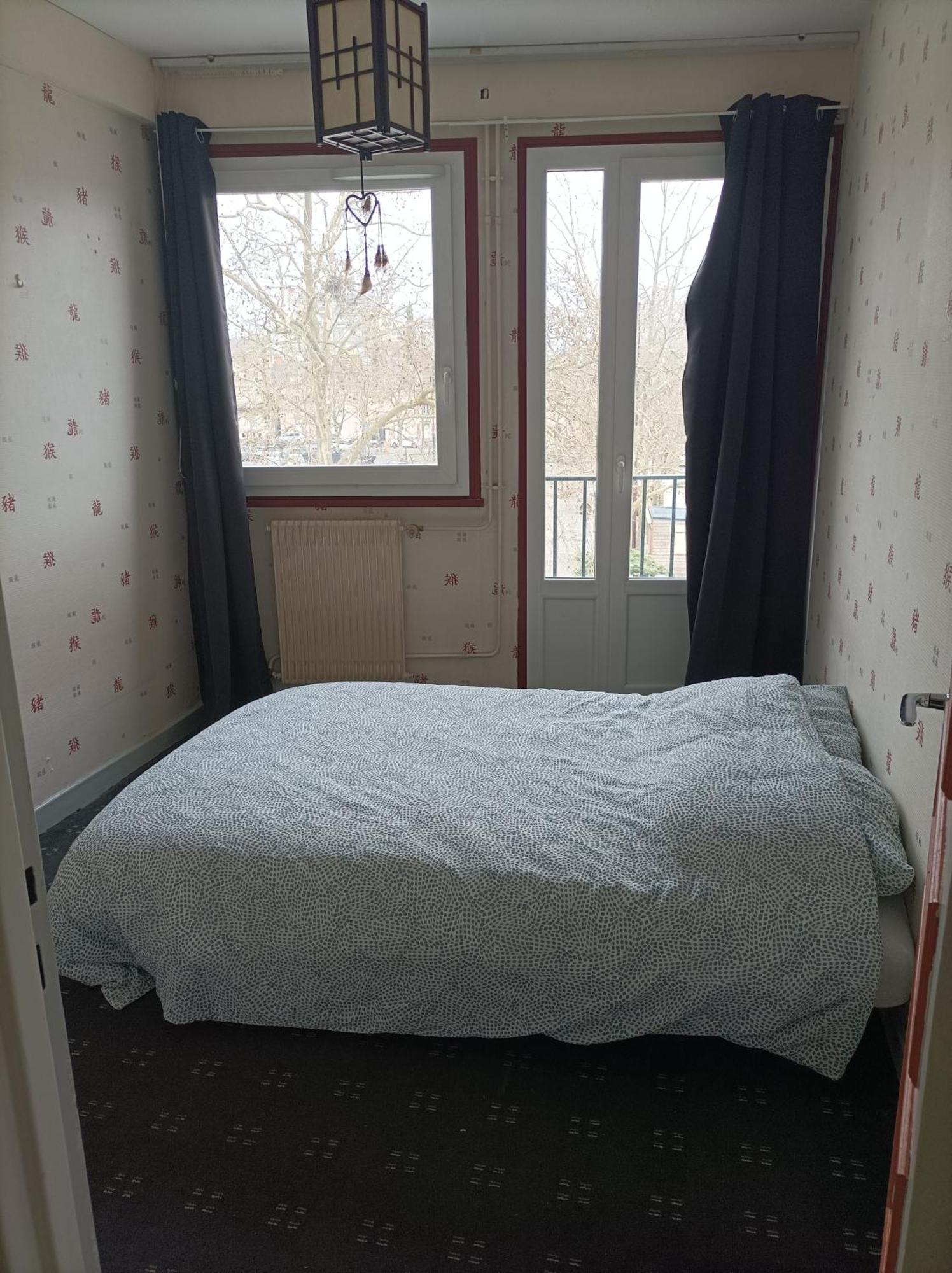 Joli Appartement Type 5 En Centre Ville Шатору Экстерьер фото